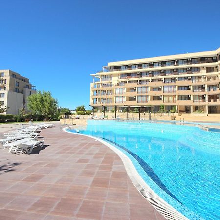 Menada Luxor Apartments สวิติ วลัส ภายนอก รูปภาพ