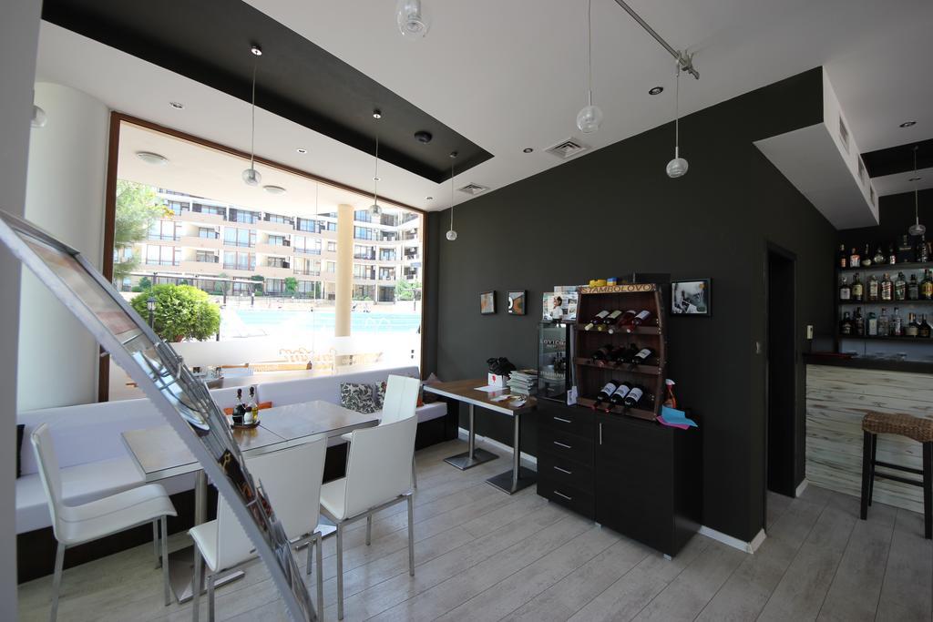 Menada Luxor Apartments สวิติ วลัส ภายนอก รูปภาพ