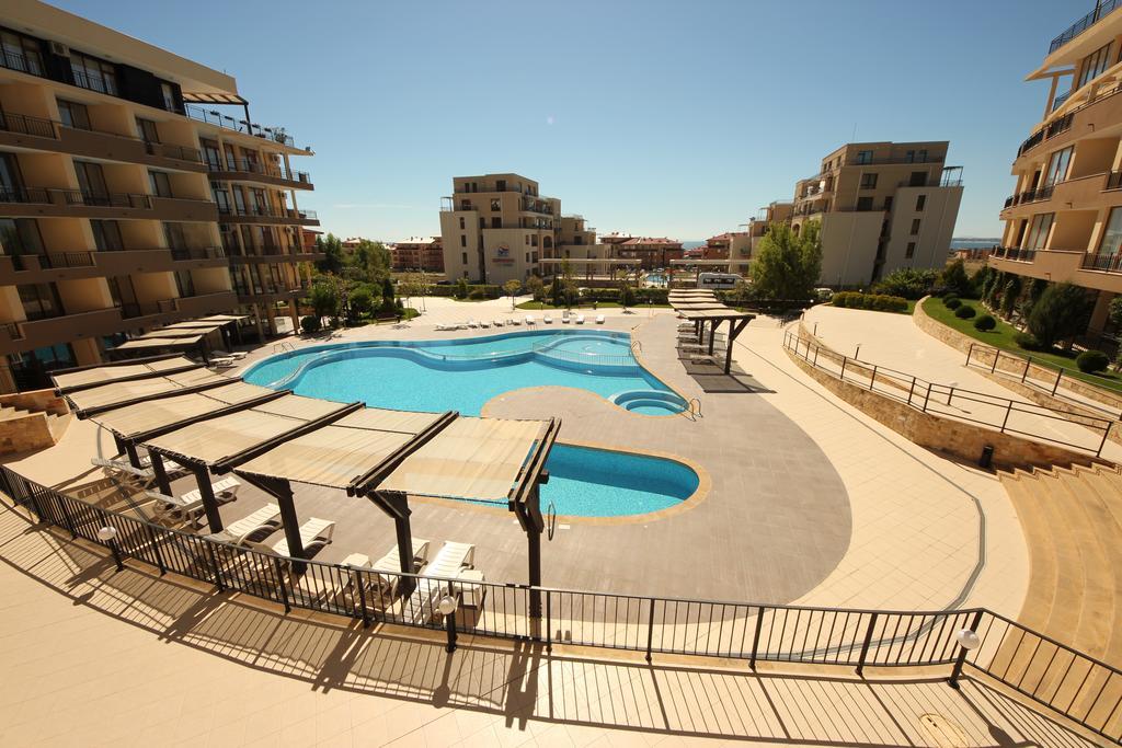 Menada Luxor Apartments สวิติ วลัส ภายนอก รูปภาพ