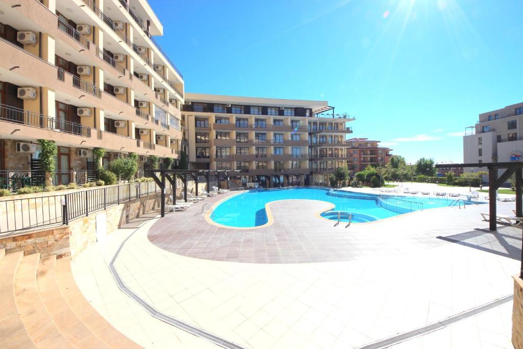 Menada Luxor Apartments สวิติ วลัส ภายนอก รูปภาพ