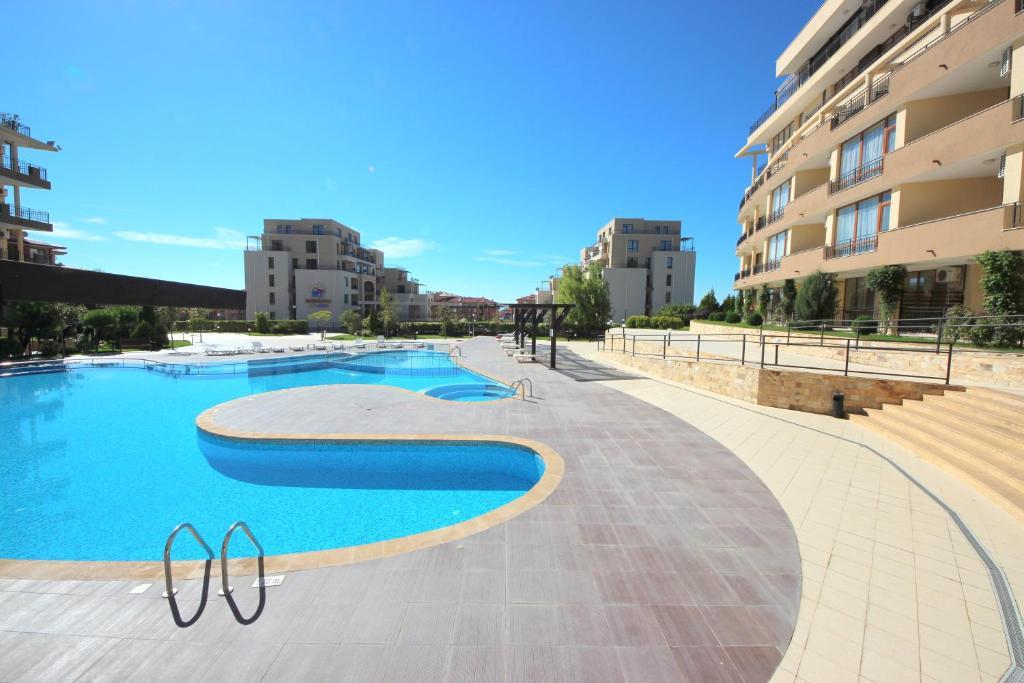 Menada Luxor Apartments สวิติ วลัส ภายนอก รูปภาพ