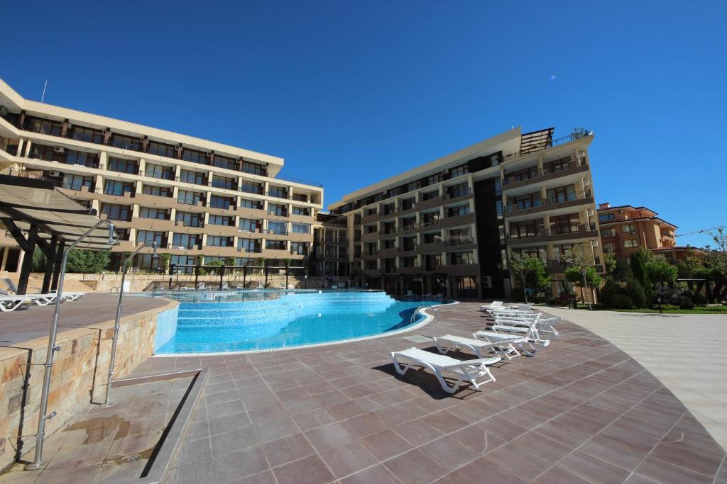 Menada Luxor Apartments สวิติ วลัส ภายนอก รูปภาพ