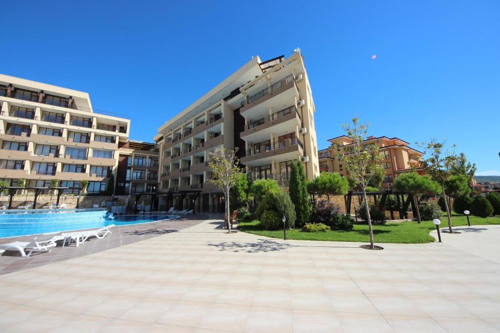 Menada Luxor Apartments สวิติ วลัส ภายนอก รูปภาพ