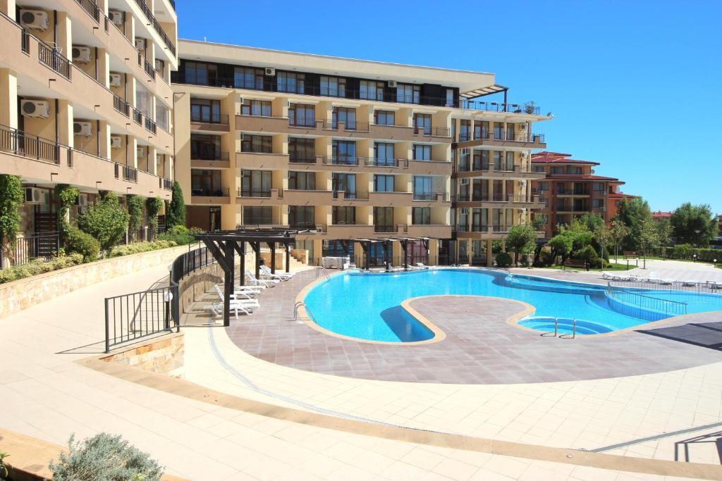 Menada Luxor Apartments สวิติ วลัส ภายนอก รูปภาพ